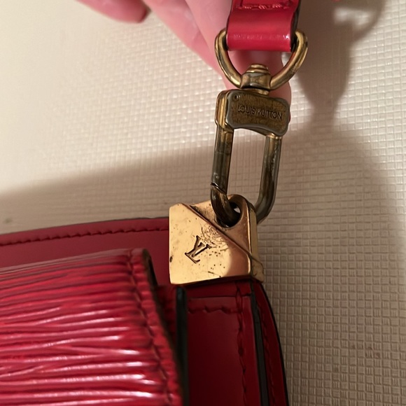 Louis Vuitton Grenelle Red Epi Leather Crossbody - Picture 11 of 16